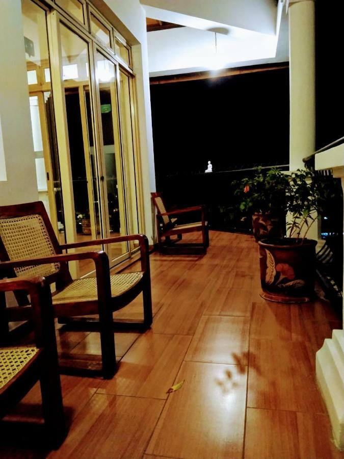36 Bed & Breakfast Kandy Eksteriør billede
